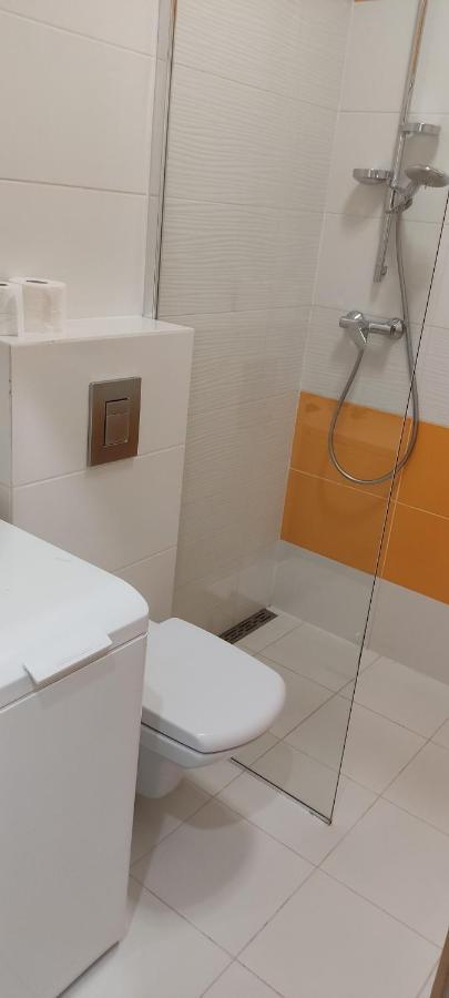 Be My Guest- Fontany Luxury Apartment Metro Wi-Fi Free Parking Zone Warschau Exterior foto