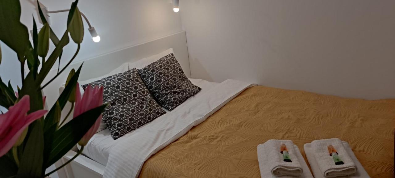 Be My Guest- Fontany Luxury Apartment Metro Wi-Fi Free Parking Zone Warschau Exterior foto